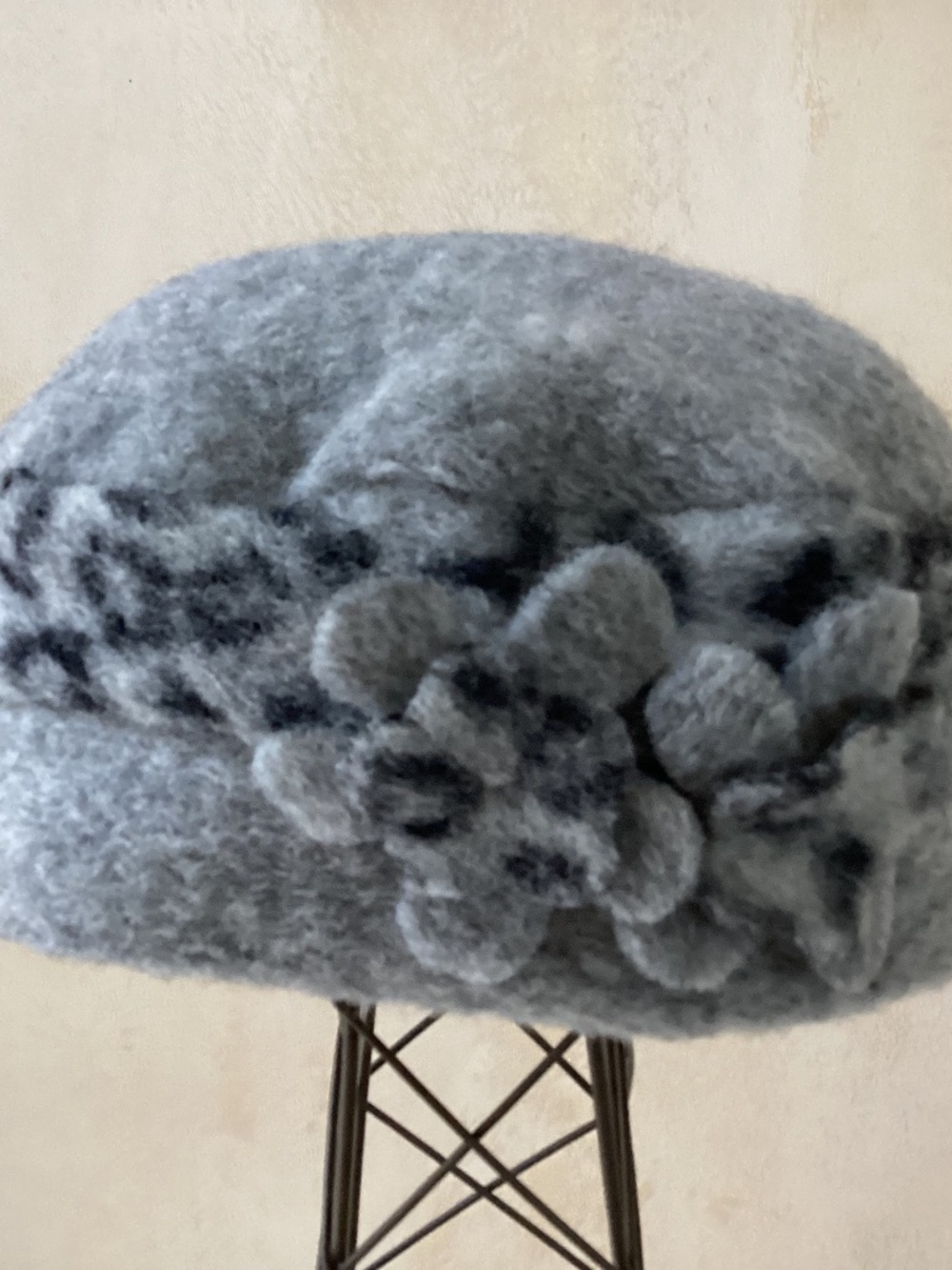 LAFENICE GRAY WITH ANIMAL PRINT ITALIAN WOOL TAM BERET SIZE OS